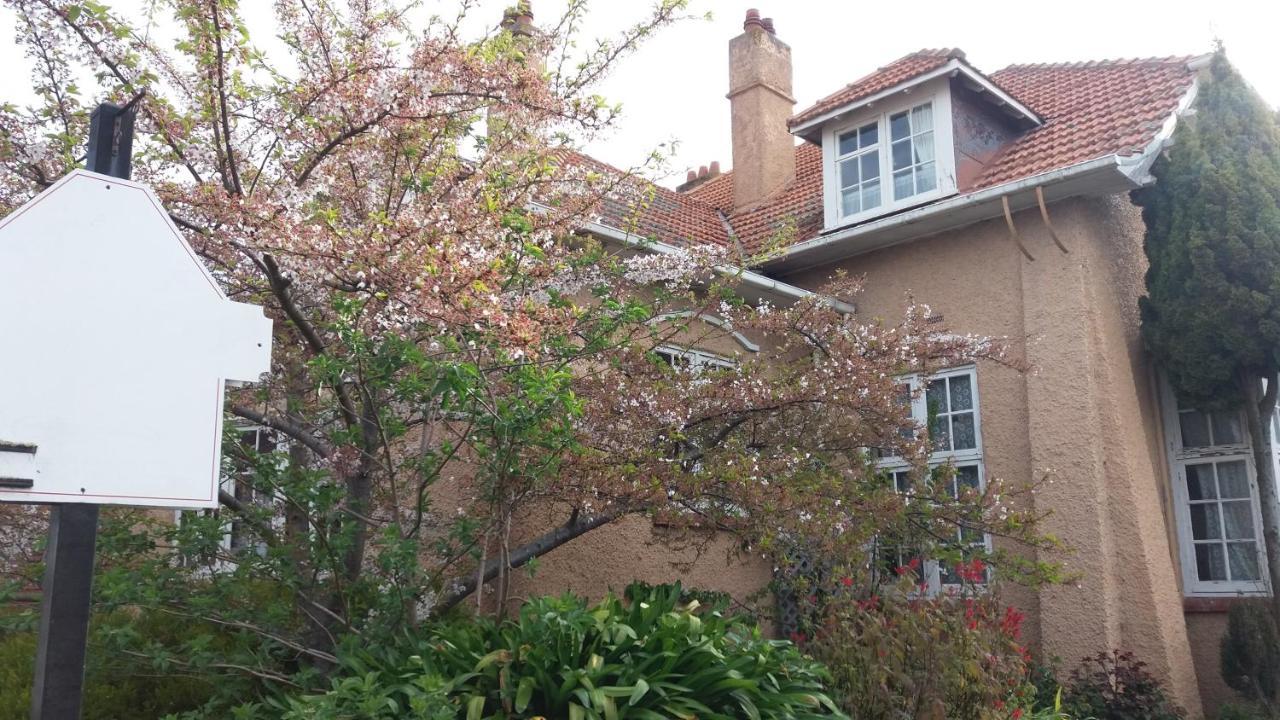 Chimneys B&B Oamaru Εξωτερικό φωτογραφία