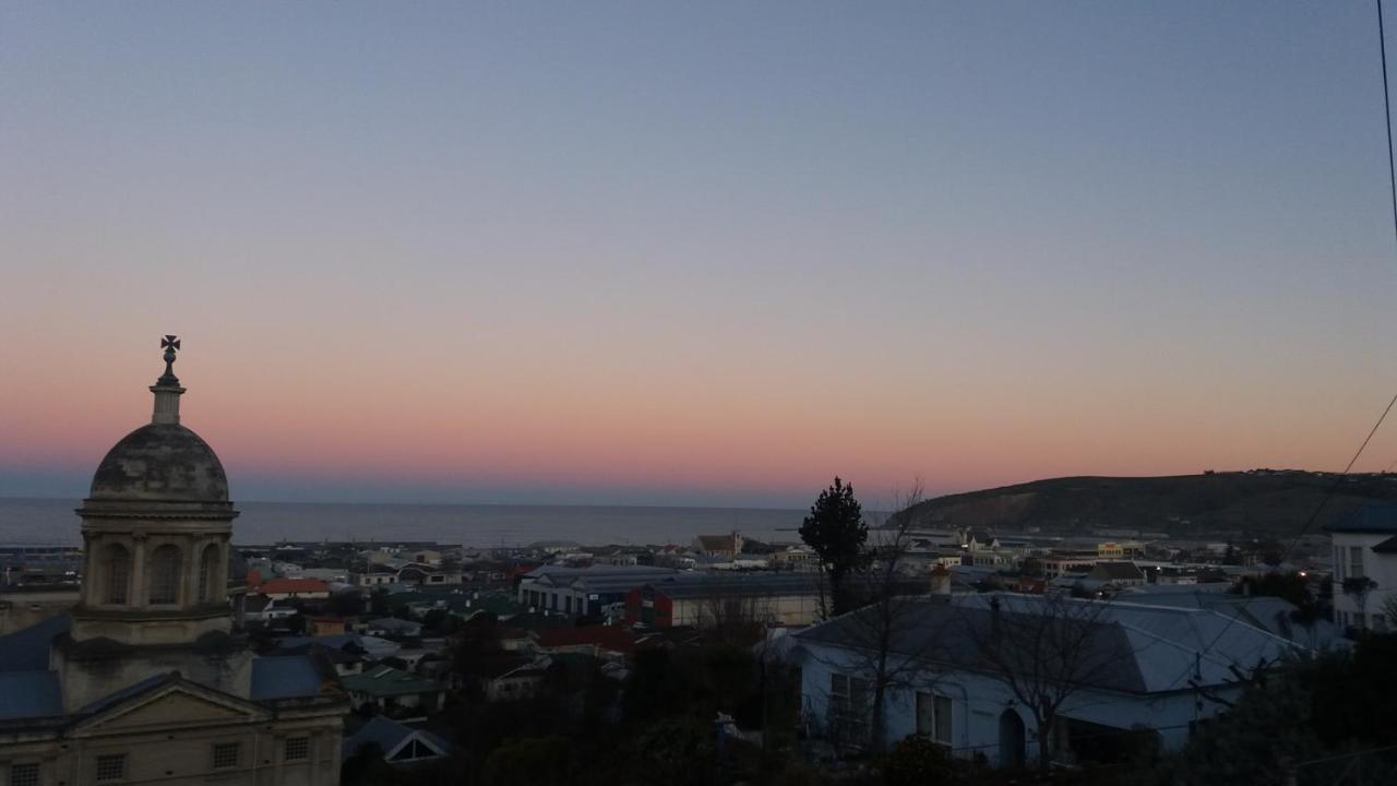 Chimneys B&B Oamaru Εξωτερικό φωτογραφία