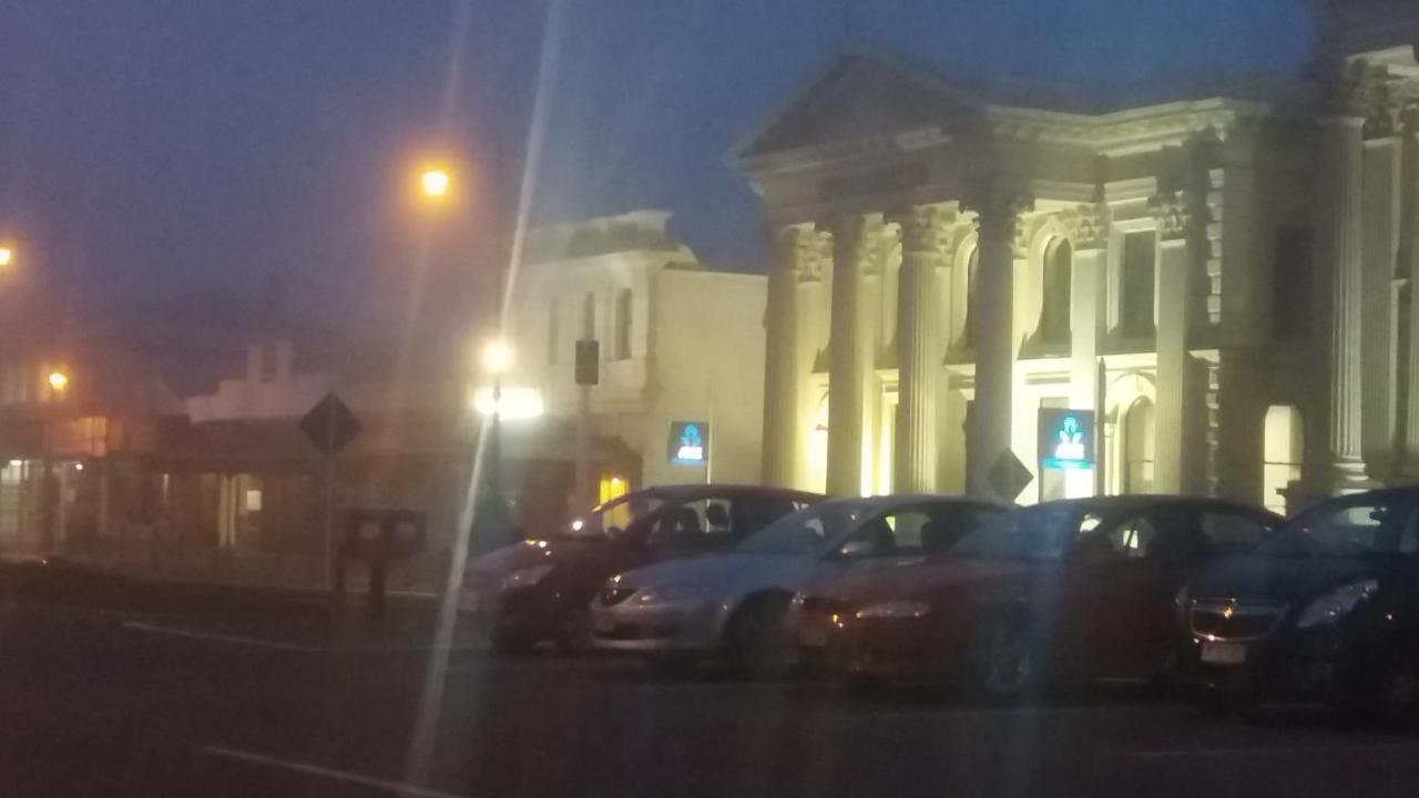 Chimneys B&B Oamaru Εξωτερικό φωτογραφία