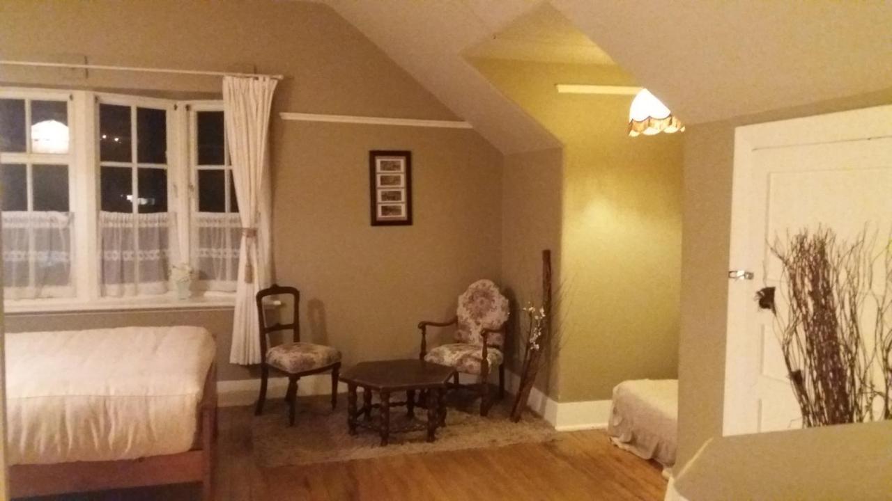 Chimneys B&B Oamaru Εξωτερικό φωτογραφία